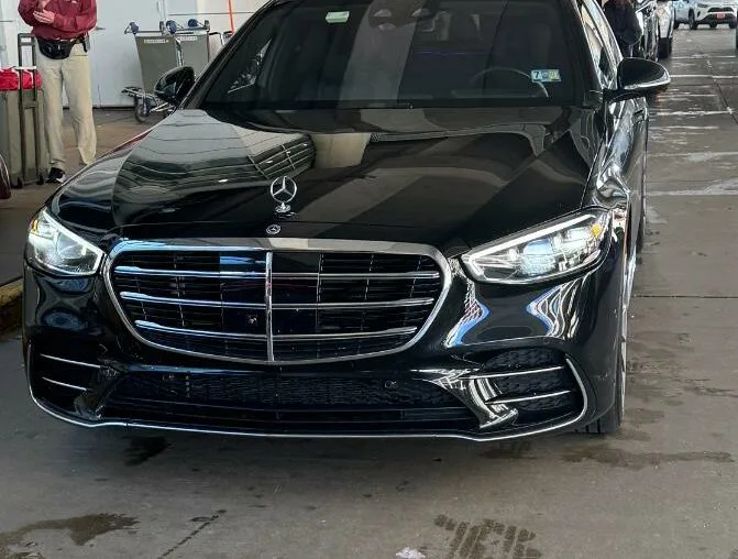 Mercedes Benz S class front