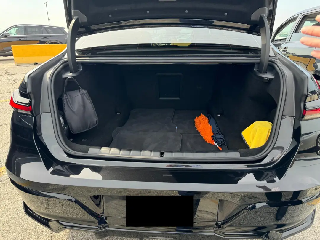 BMW Car trunk