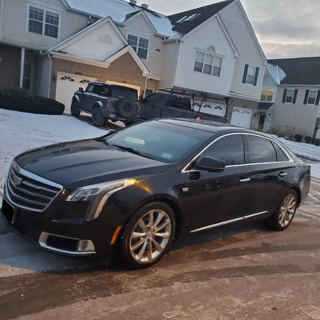 Cadillac XTS Side View