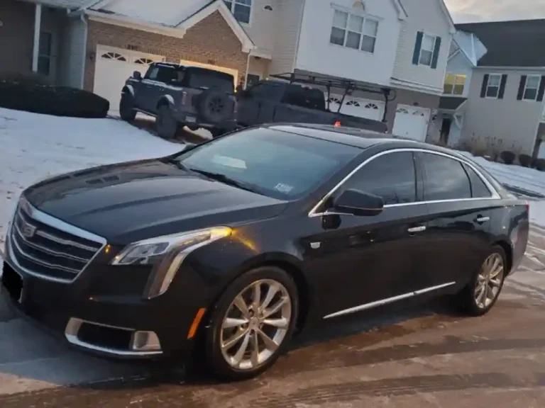 Cadillac XTS side view s