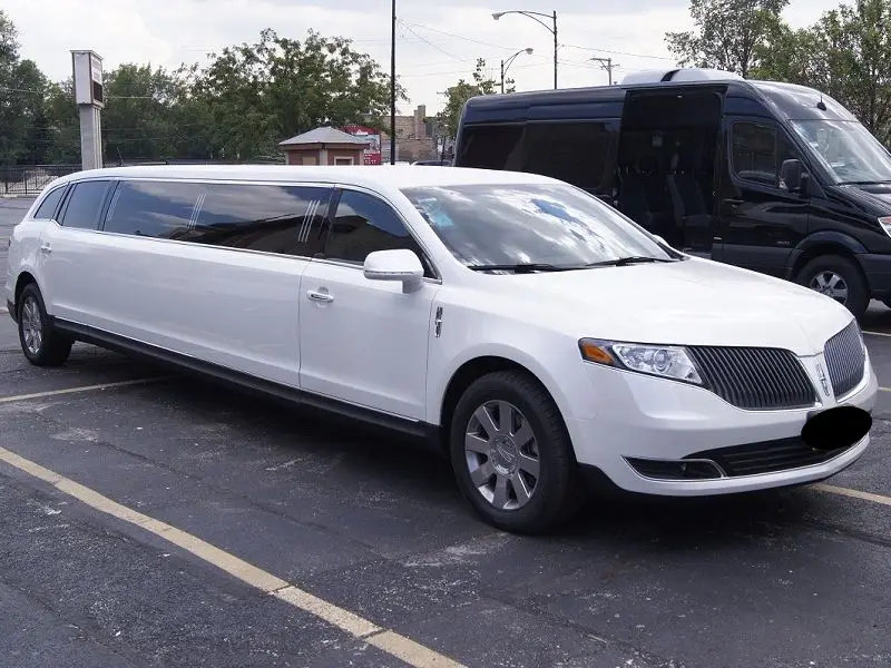 White Lincoln MKT Stretch Limo
