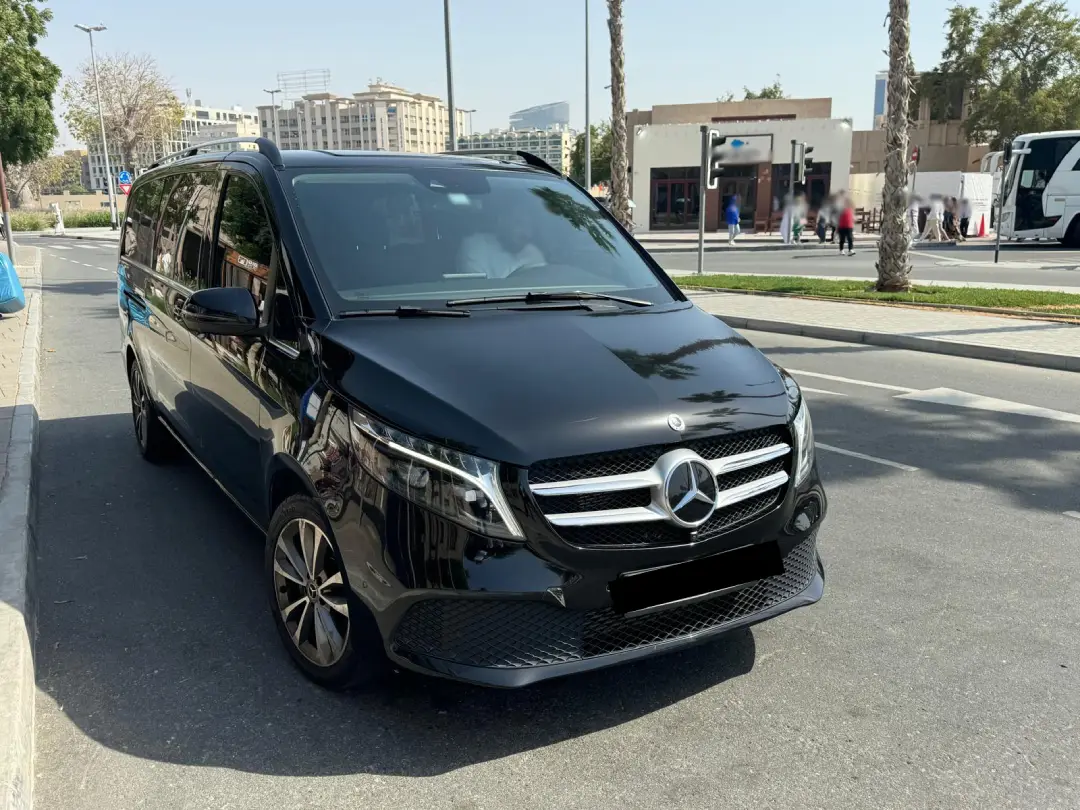 Mercedes Sprinter Car for hourly service